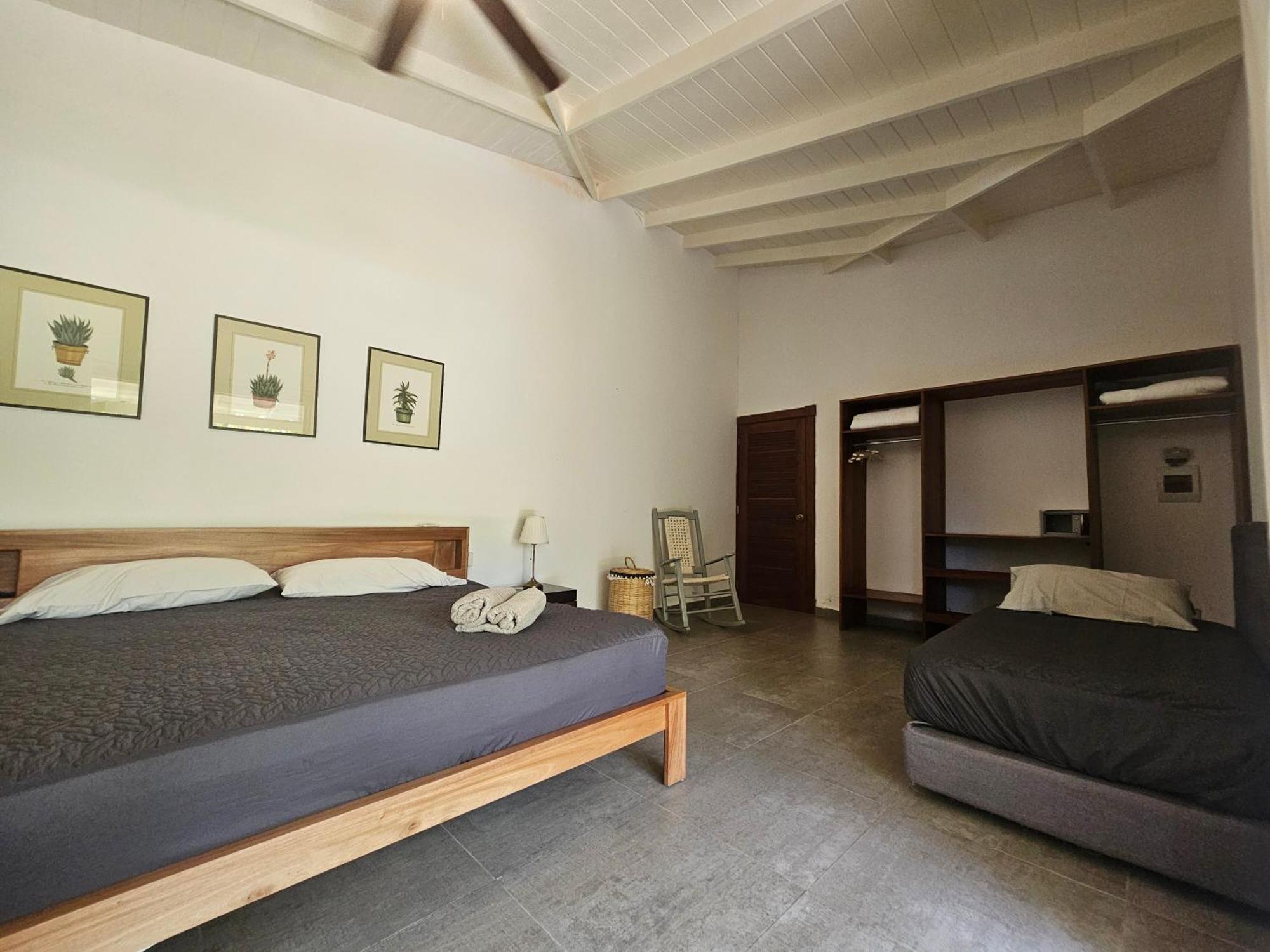 Casa Shambala B&B Лас Терренас Экстерьер фото